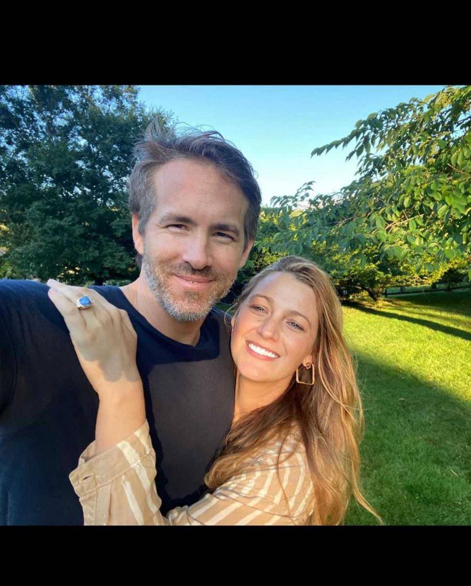 Ryan Reynolds & Blake Lively (instagram.com/blakelively)