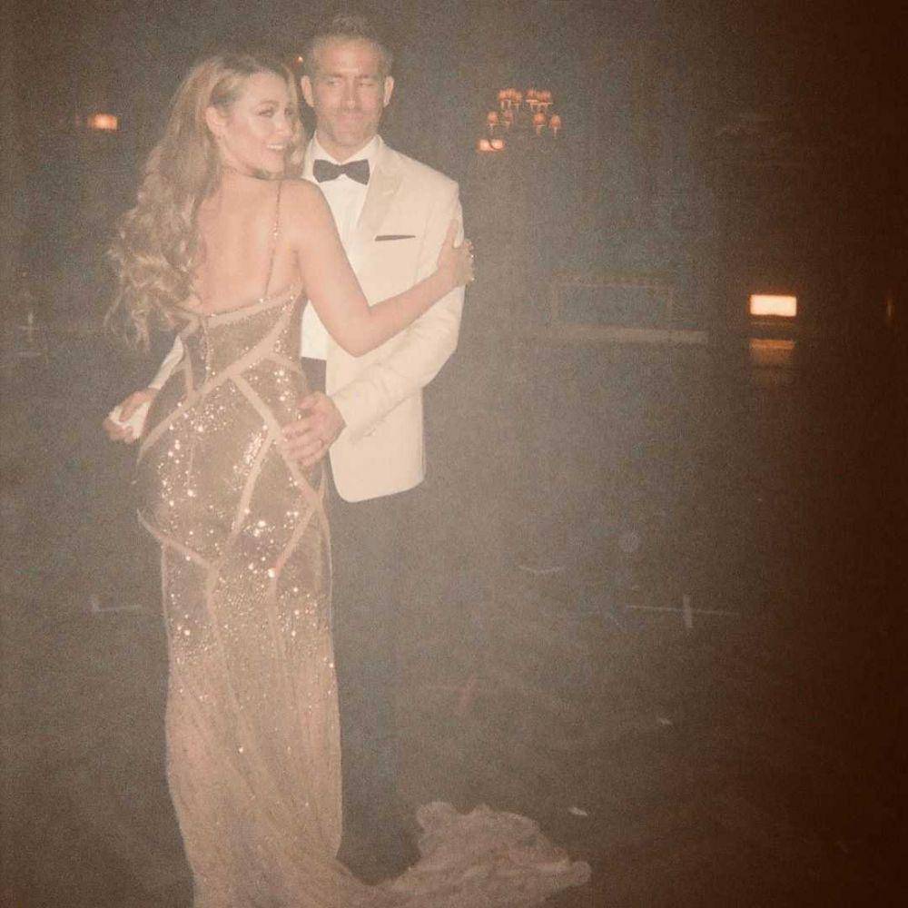 Blake Lively & Ryan Reynolds (instagram.com/vancityreynolds)