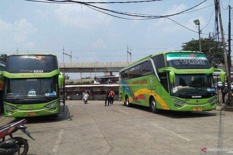 Ilustrasi bus. (ANTARA/Dewa Wiguna)
