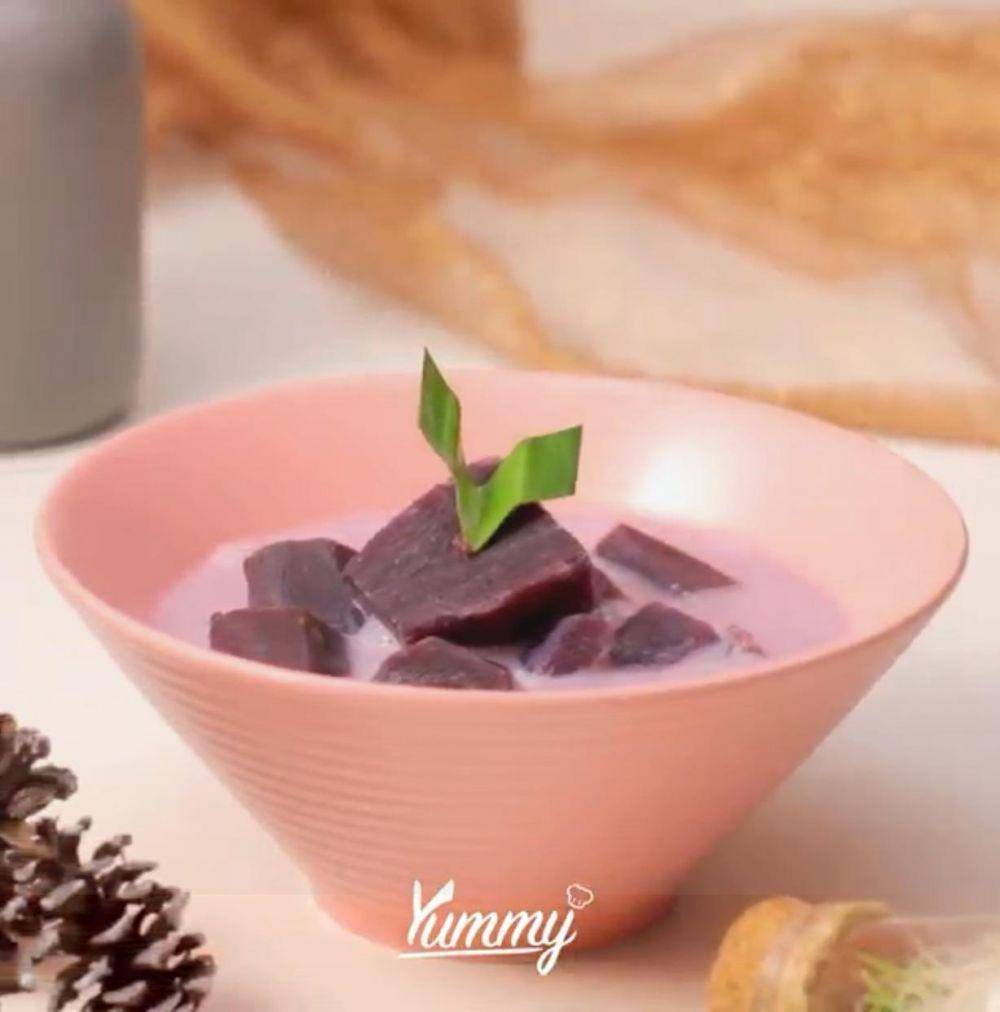 Kolak ubi ungu (yummy.co.id)