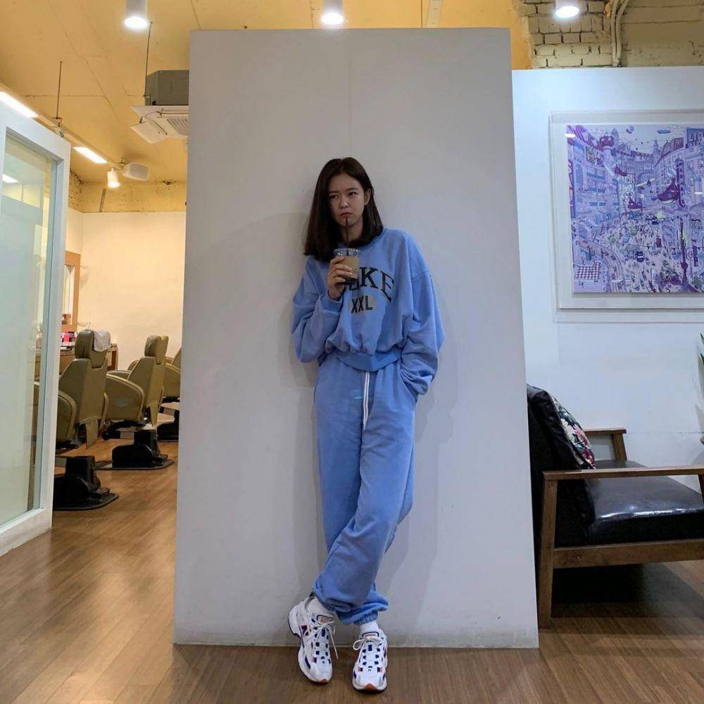 Kyung Soo Jin (instagram.com/love3175989)