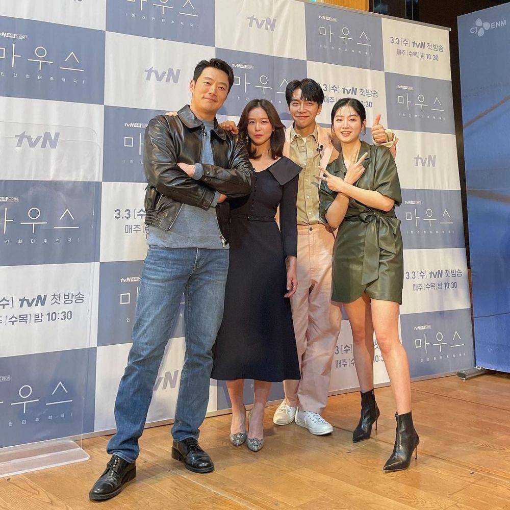 Kyung Soo Jin (instagram.com/love3175989)