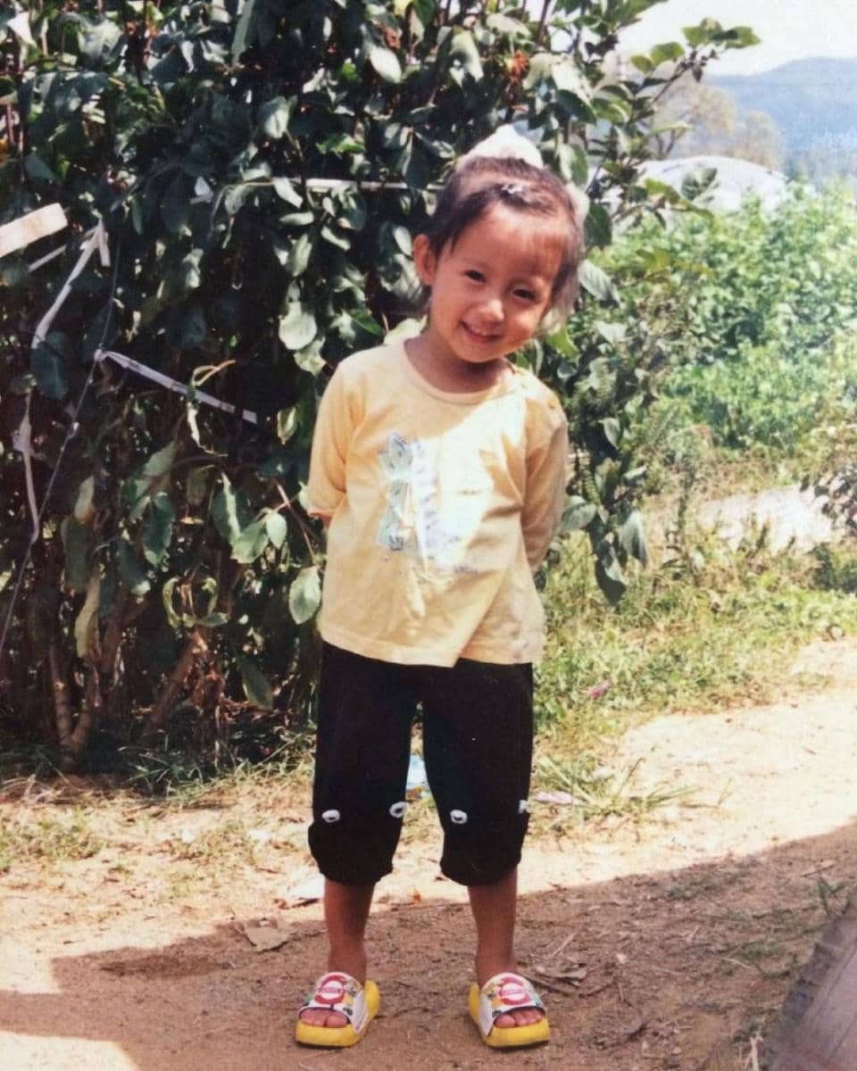 Potret Masa Kecil Nam Ji Hyun  (instagram.com/official.hasungwoon)