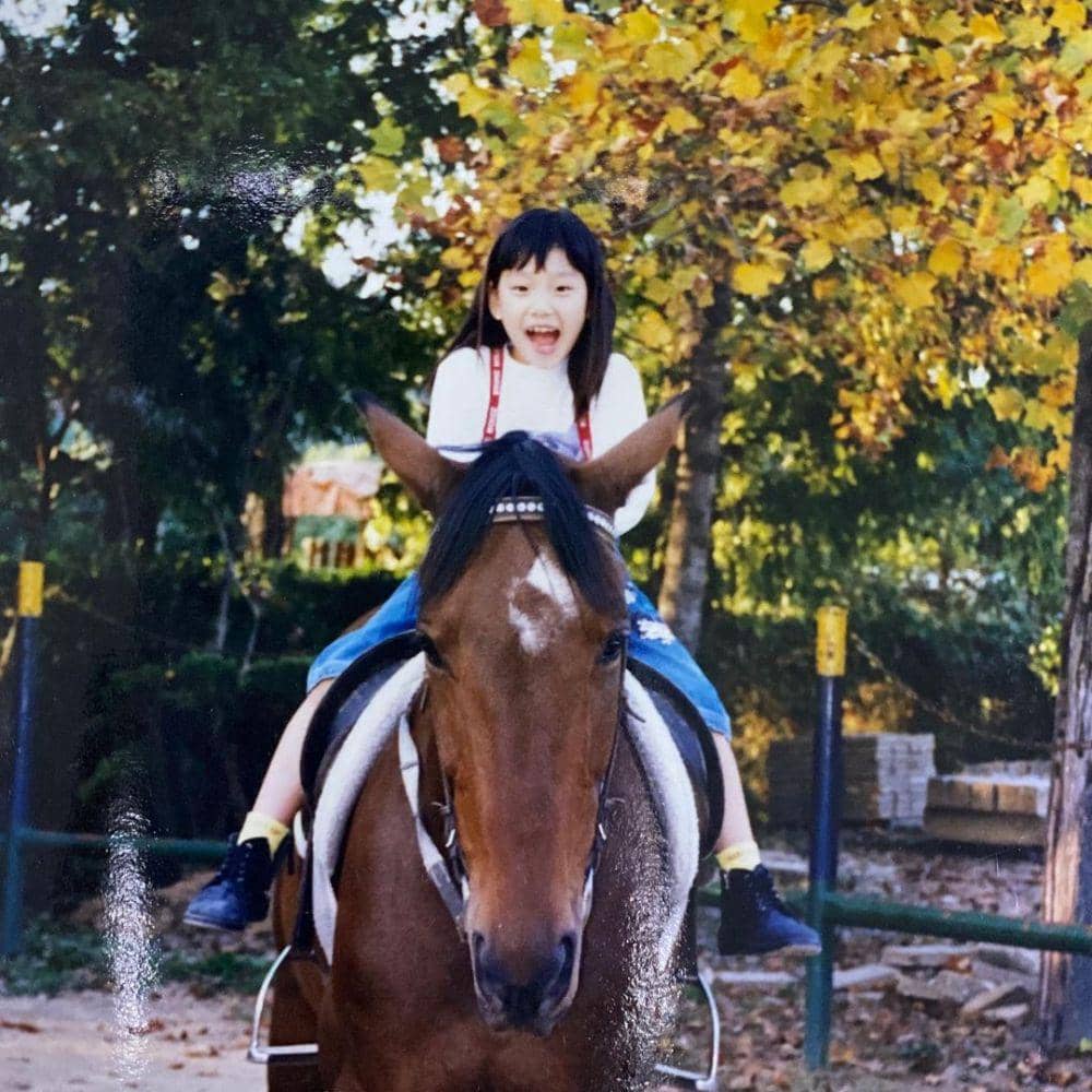 Potret Masa Kecil Taeyeon SNSD  (instagram.com/taeyeon_ss)