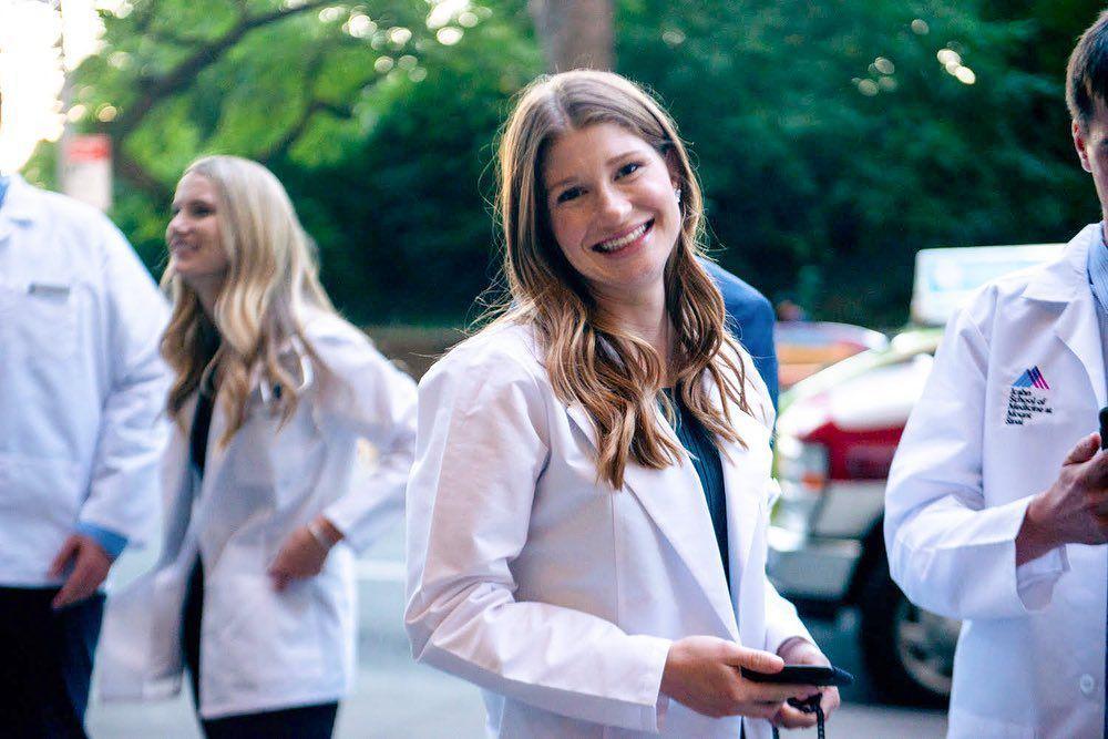 10 Potret Jennifer Gates, Putri Bill Gates yang Seorang Calon Dokter