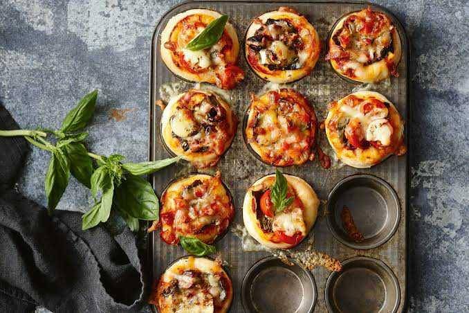Kreasi makanan dengan muffin tin. (taste.com.au/Guy Bailey)