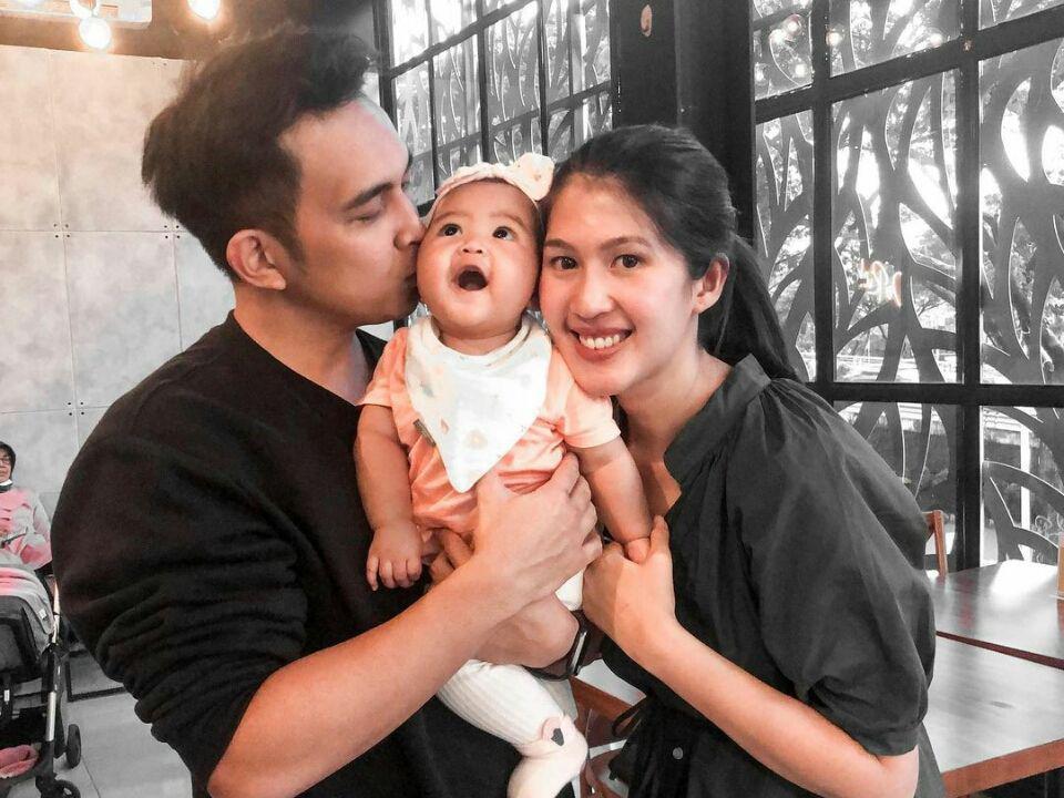 10 Potret Naga ADA Band Momong Anak setelah 8 Tahun Penantian Panjang