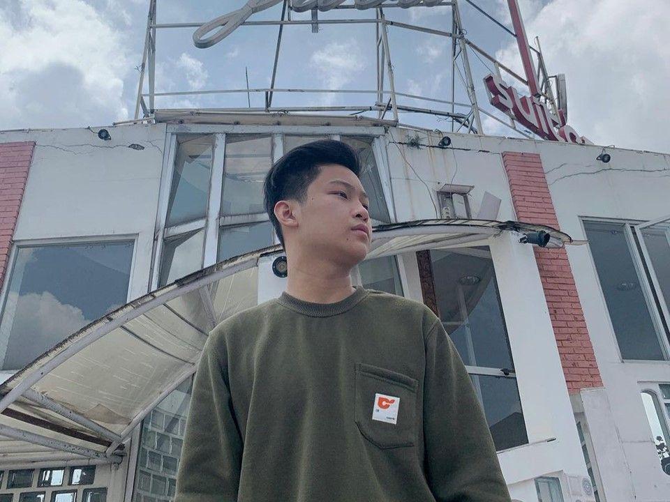 Ulang Tahun ke-18, 10 Potret Samuel Cipta yang Kian Dewasa