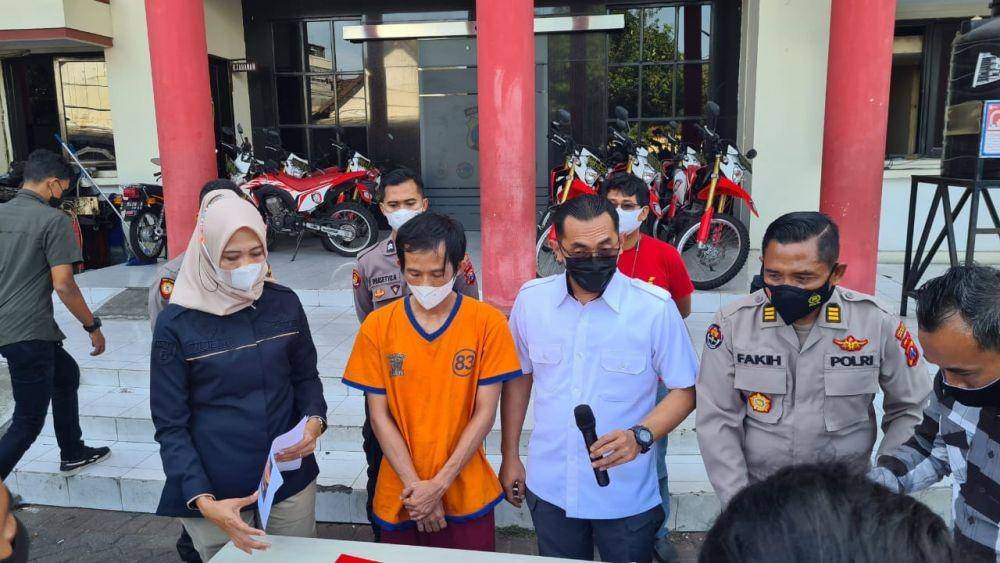 Konferensi pers kasus prostitusi di Mapolrestabes Surabaya, Rabu (5/5/2021). Dok Humas Polrestabes Surabaya