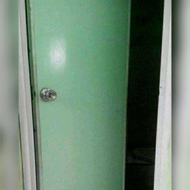 gagal pasang pintu (instagram.com/wkwkland)