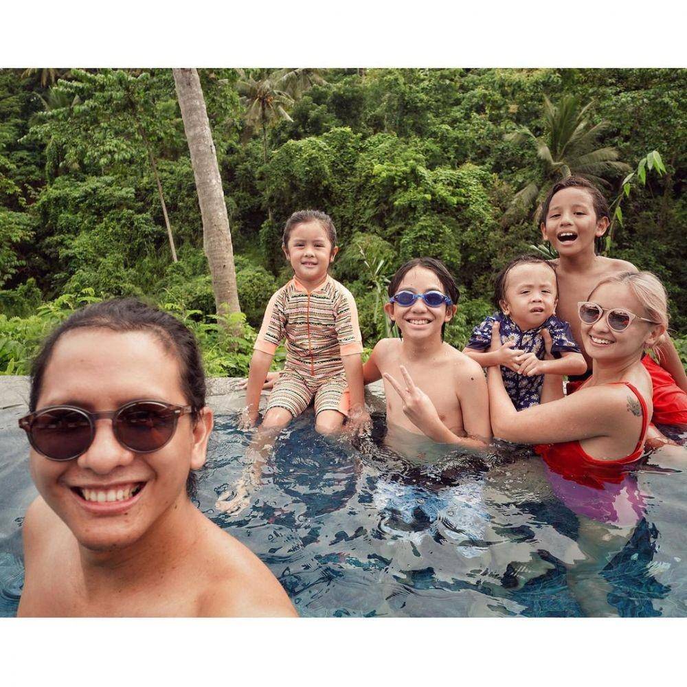 Raditya Oloan (instagram.com/joannaalexandra)