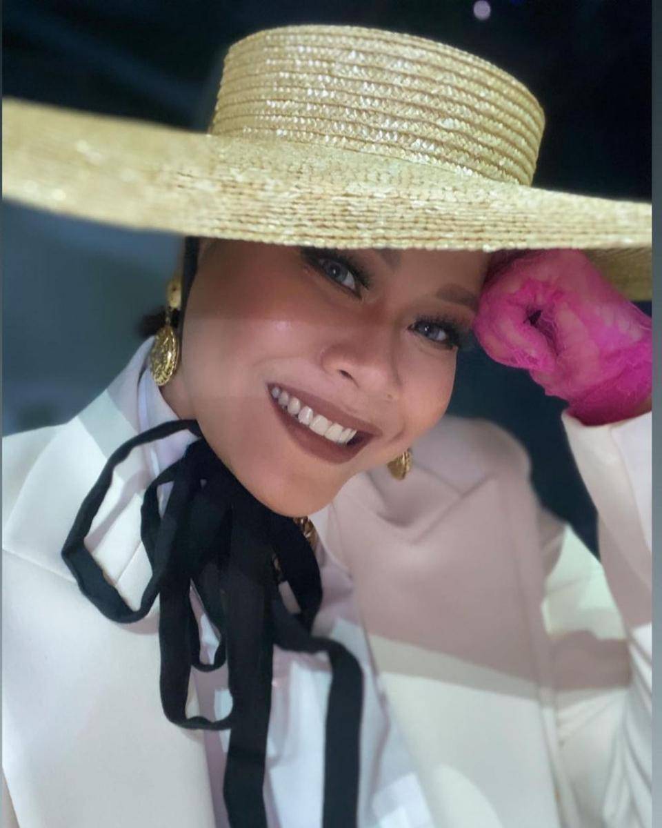 Okky Lukman pakai topi (Instagram.com/okidatanglagi)