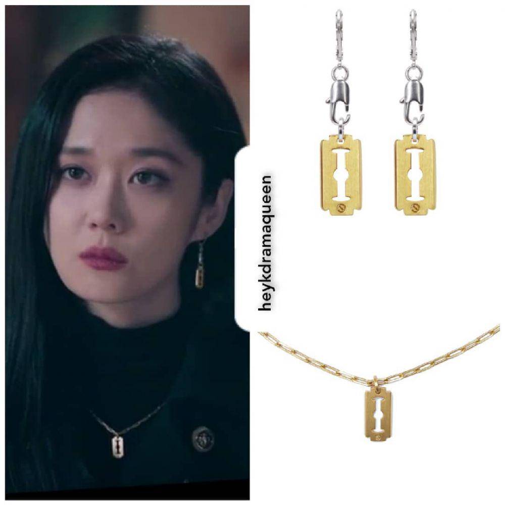 Outfit Jang Nara (instagram.com/heykdramaqueen)