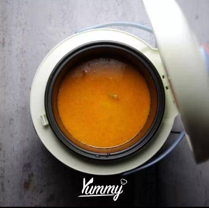 Ilustrasi memasak bahan-bahan dalam rice cooker (yummy.co.id)