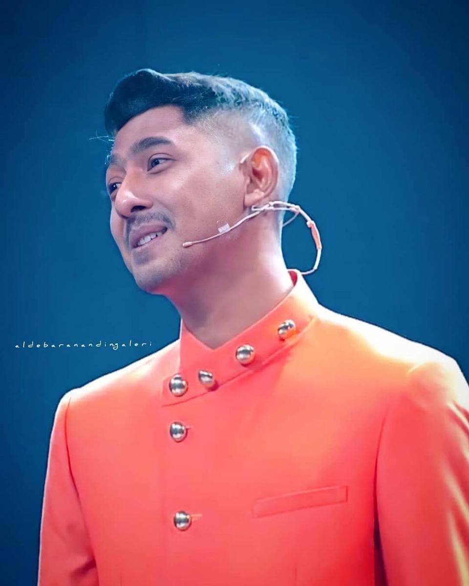 Arya Saloka potong rambut (instagram.com/aryasaloka.fansss)