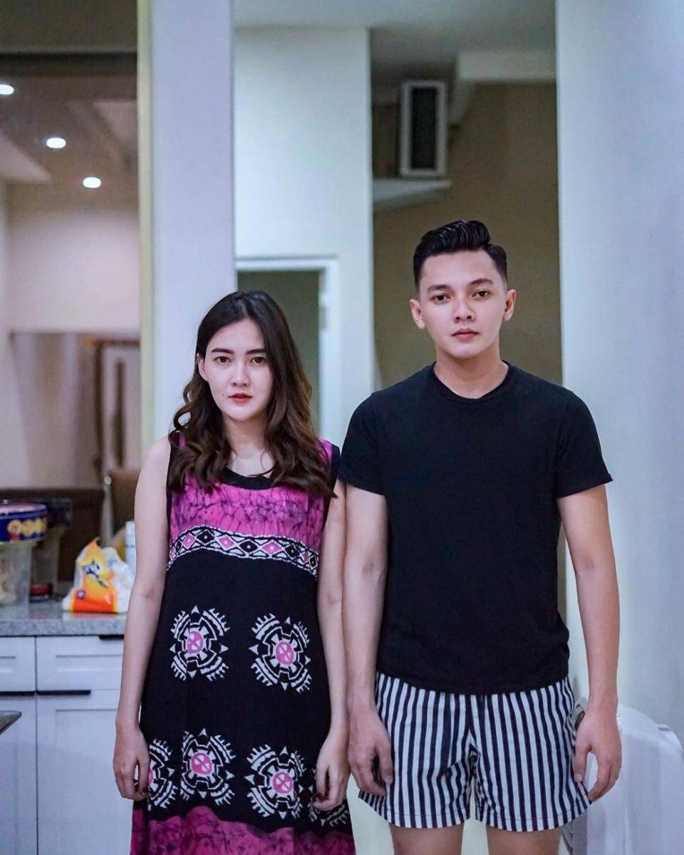 Nella dan Dory (instagram.com/doryharsa)