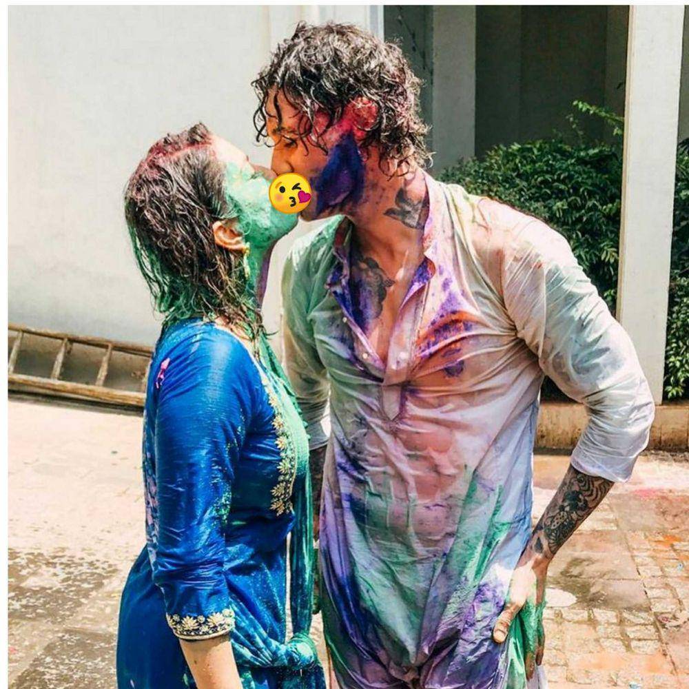 Sunny Leone dan suami (instagram.com/sunnyleone)