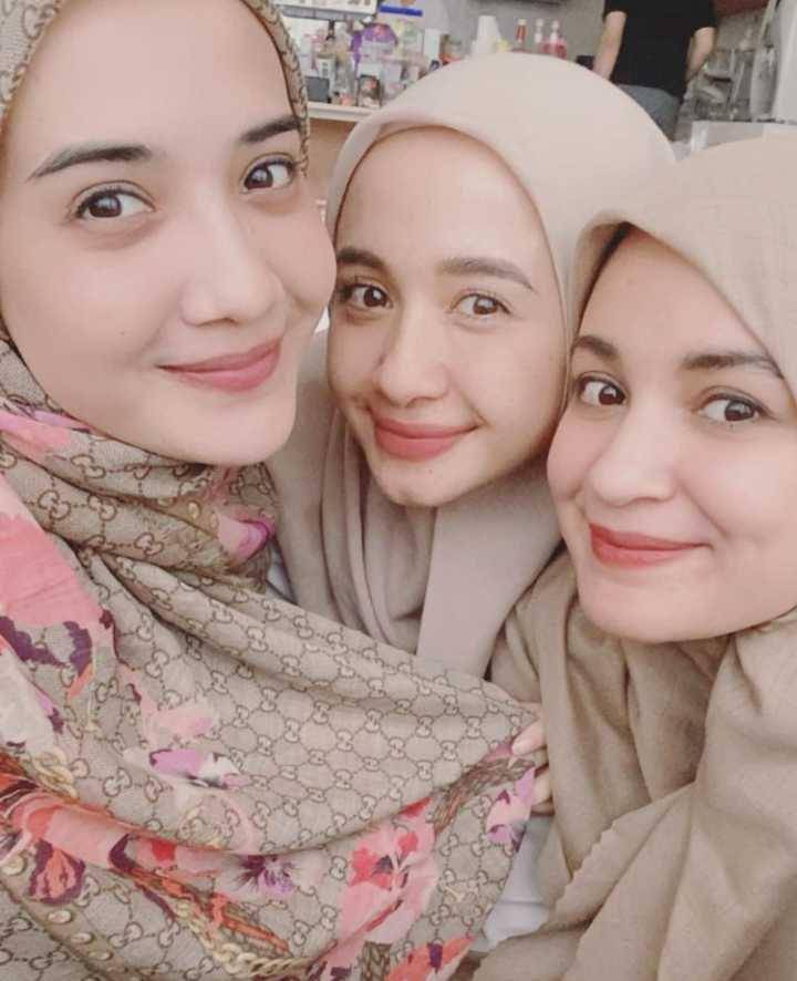 Kebersamaan 3 sahabat (instagram.com/shireensungkar)