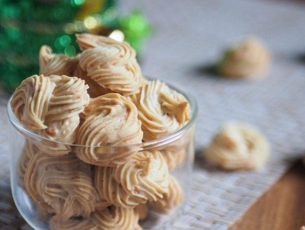 kue sagu (instagram.com/ancilladhian)