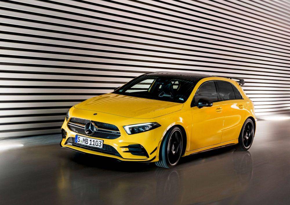 Mercedes-AMG A 35 4MATIC Hatchback model paling terjangkau dari jajaran AMG (mercedes-amg.com)