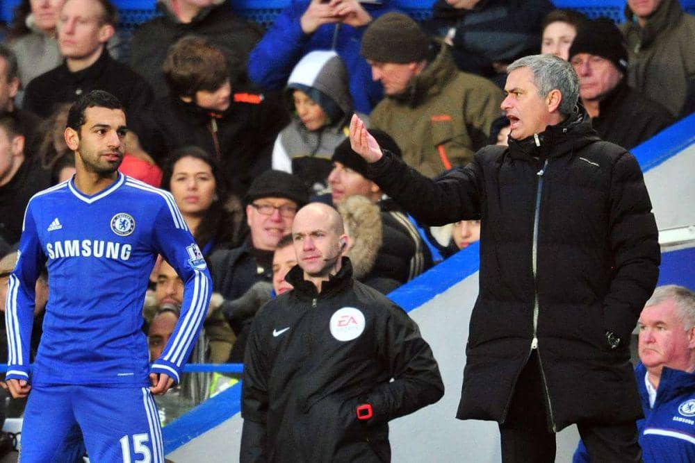 Jose Mourinho dan Mohamed Salah saat di Chelsea (goal.com)