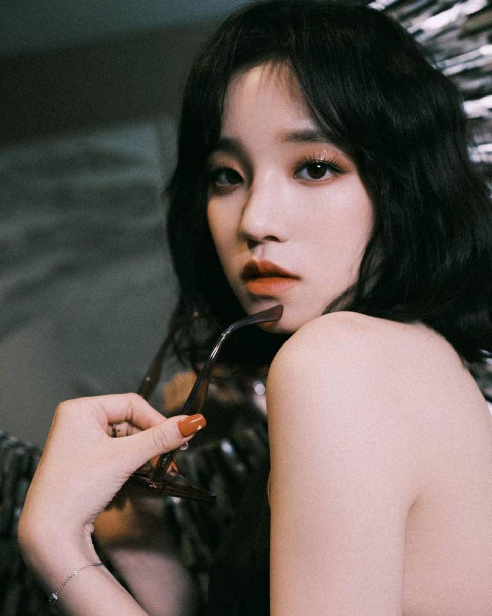 Yuqi (G)I-DLE (instagram.com/official_g_i_dle)