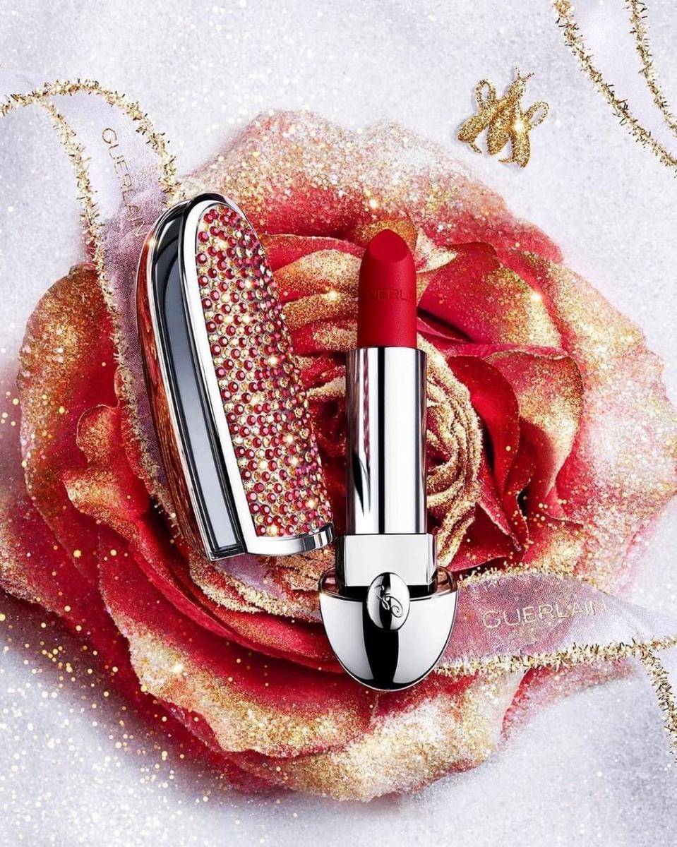 Guerlain Rouge G lipstick (instagram.com/Guerlain)
