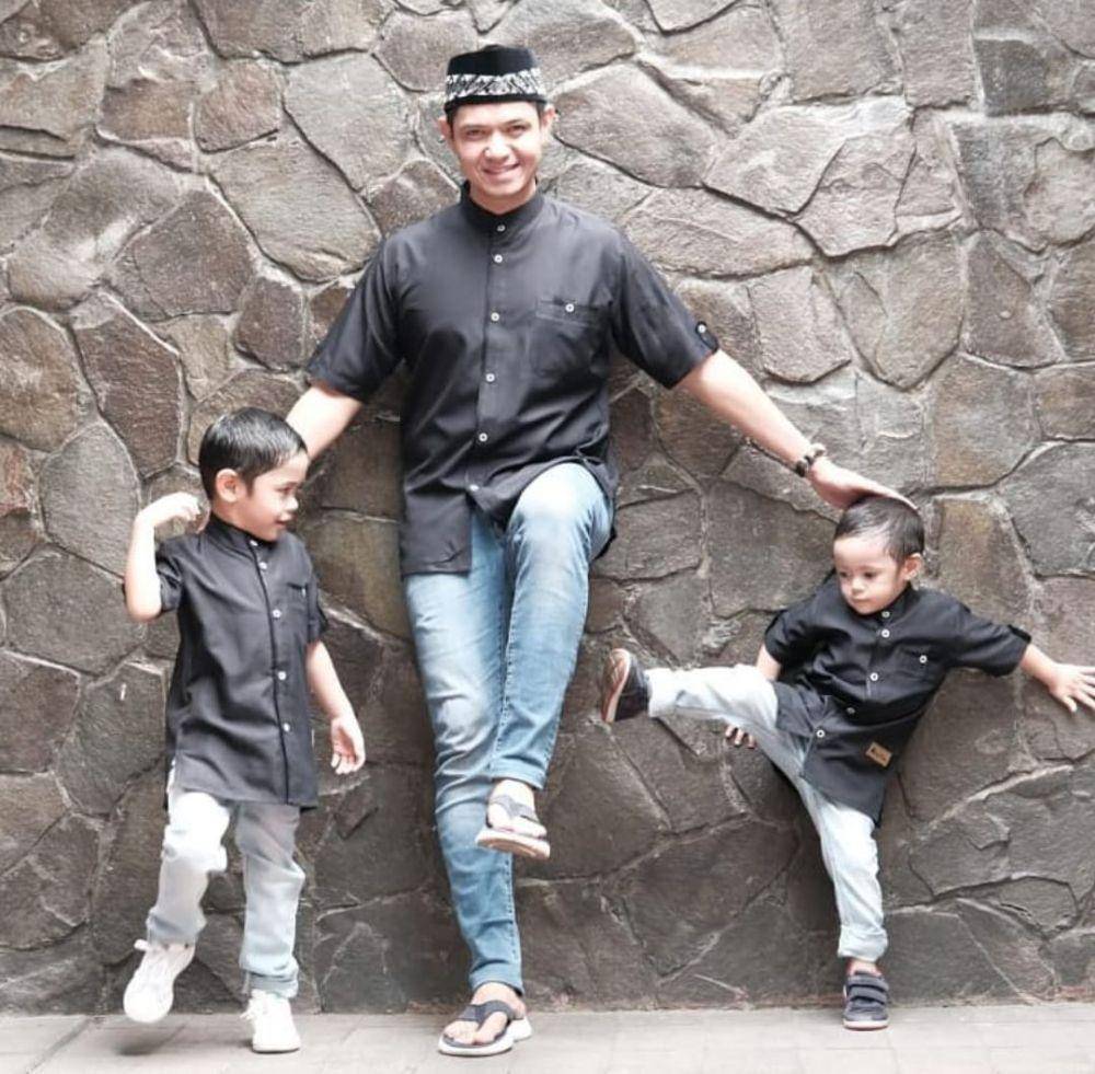 Keluarga Dude Harlino (instagram.com/dude2harlino)