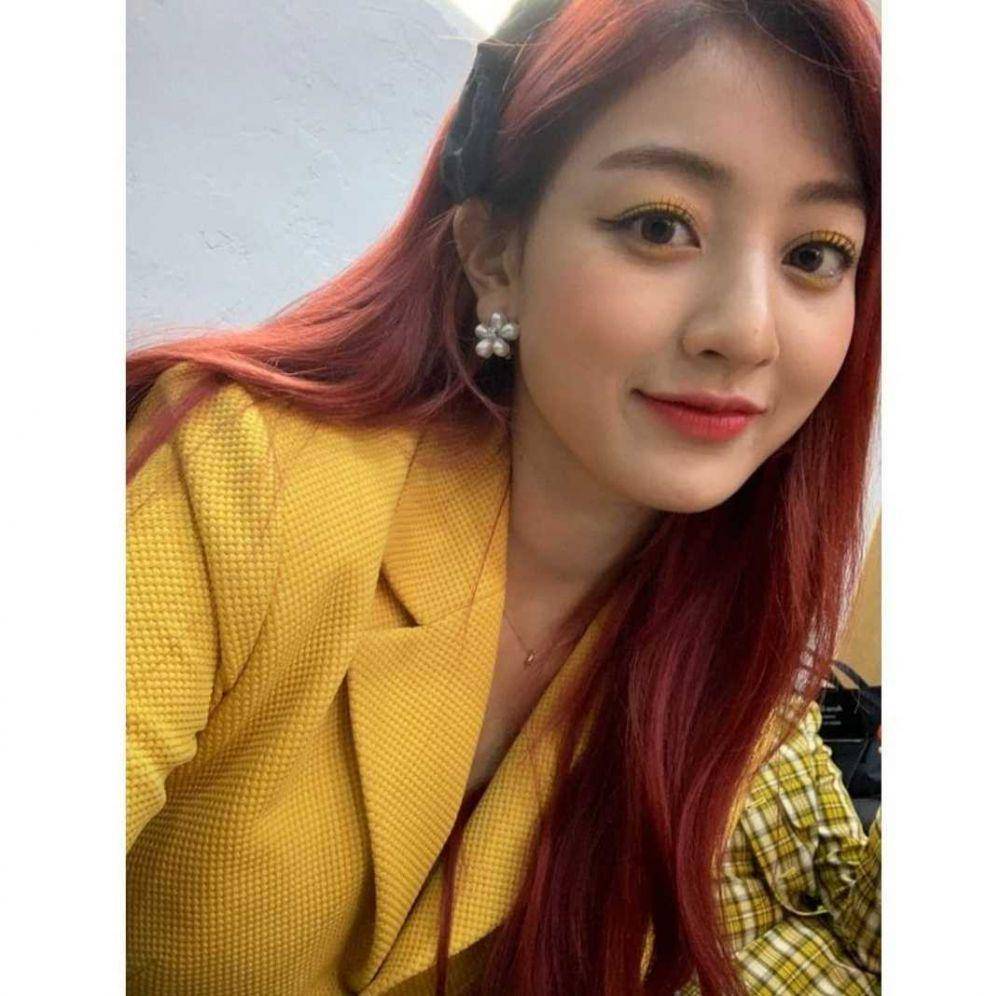Jihyo TWICE (instagram.com/twicetagram)