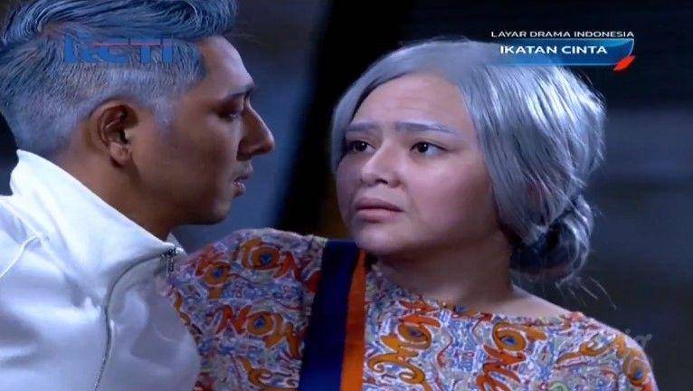 Arya Saloka dan Amanda Manopo berakting menjadi tua (dok. MNC Pictures/Ikatan Cinta via vidio.com)