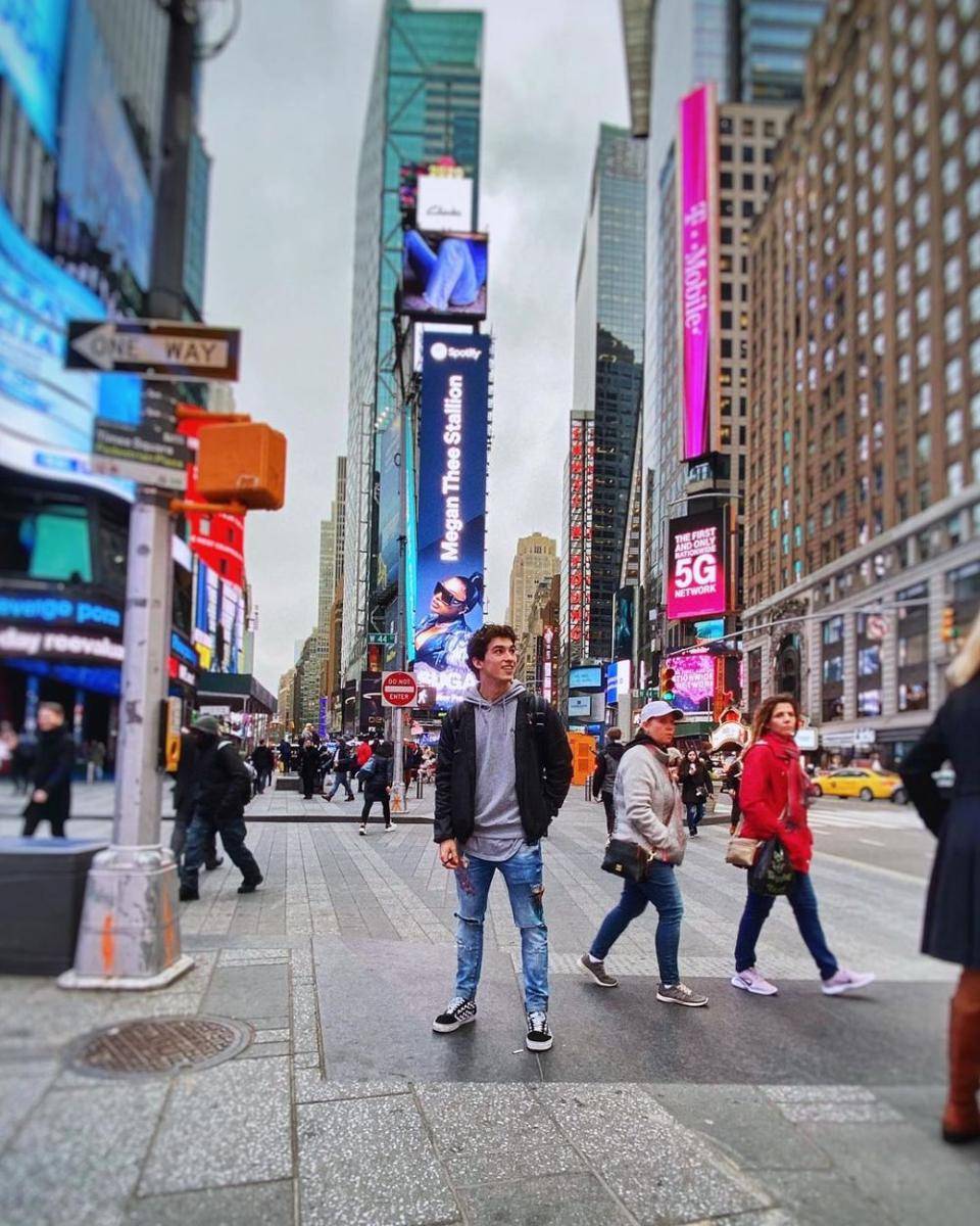 Josh Bogert  (instagram.com/joshbogert)