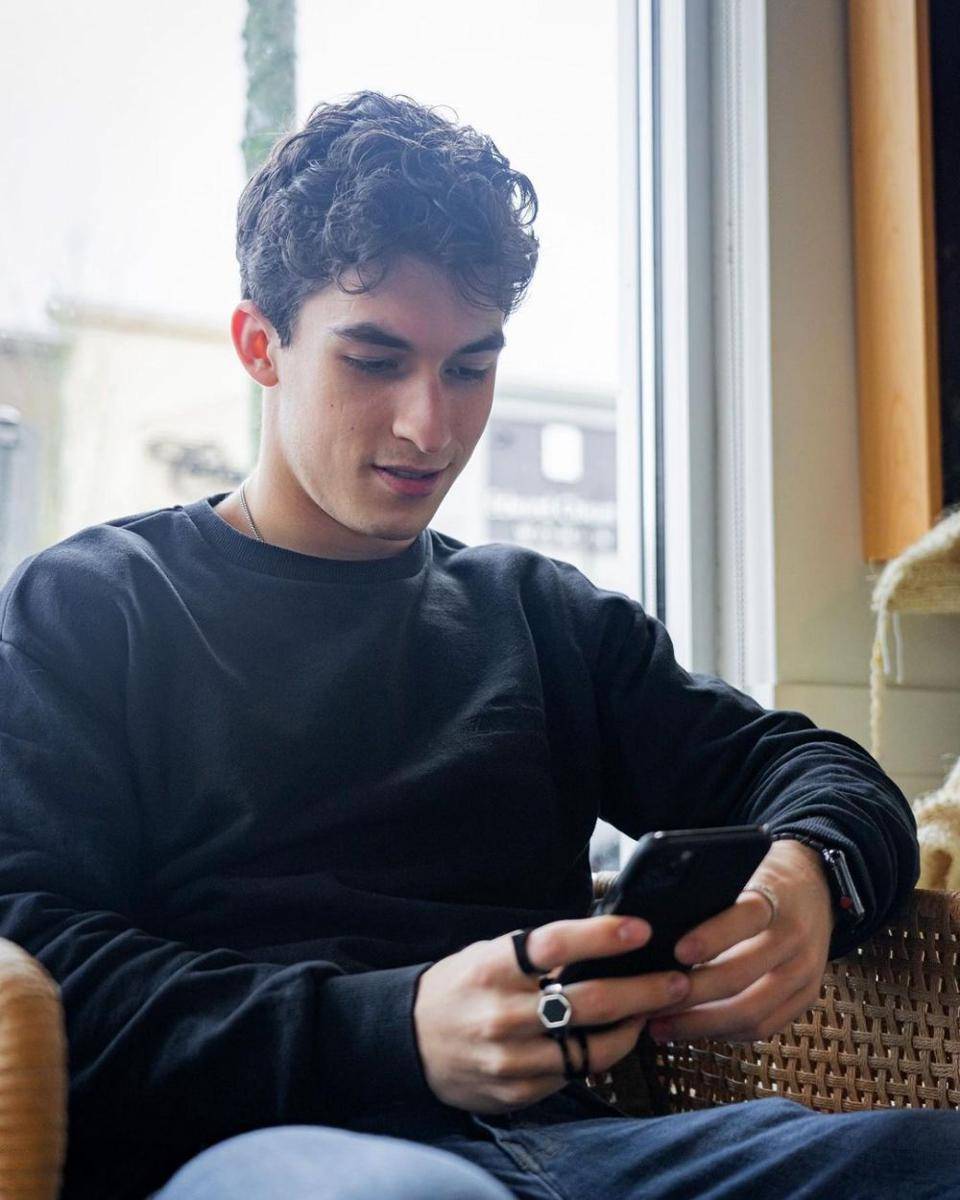 Josh Bogert  (instagram.com/joshbogert)