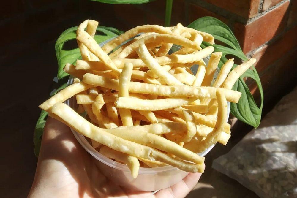Resep Stik Bawang yang Renyah dan Gurih, Bisa Jadi Isi Stoples Lebaran