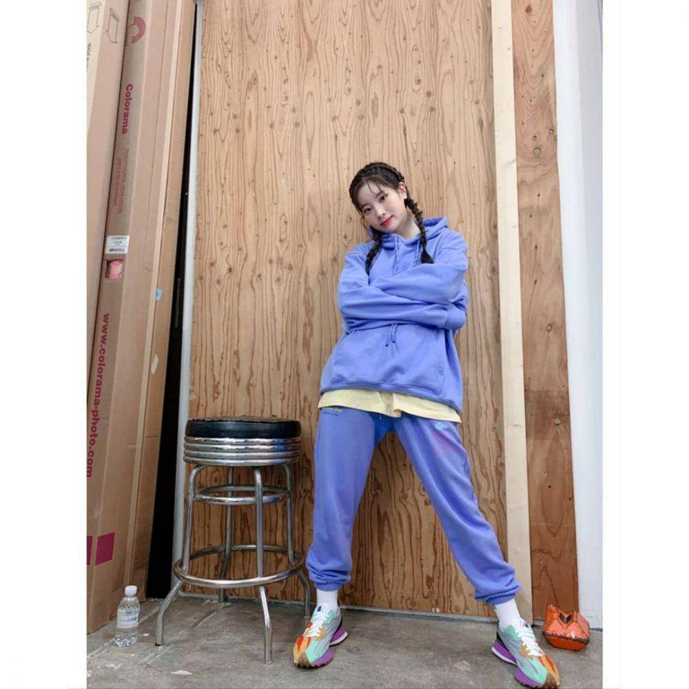 penampilan Dahyun TWICE dengan fashion khasnya (instagram.com/twicetagram)