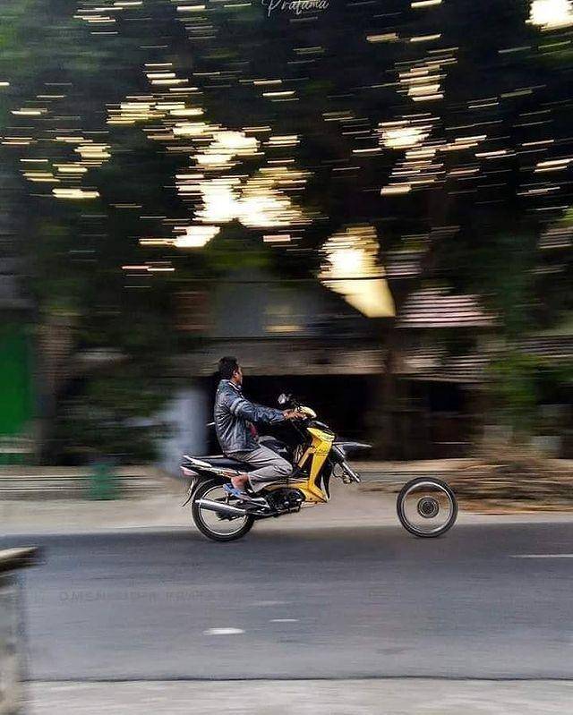 momen sial berkendara (instagram.com/sukijan.id)