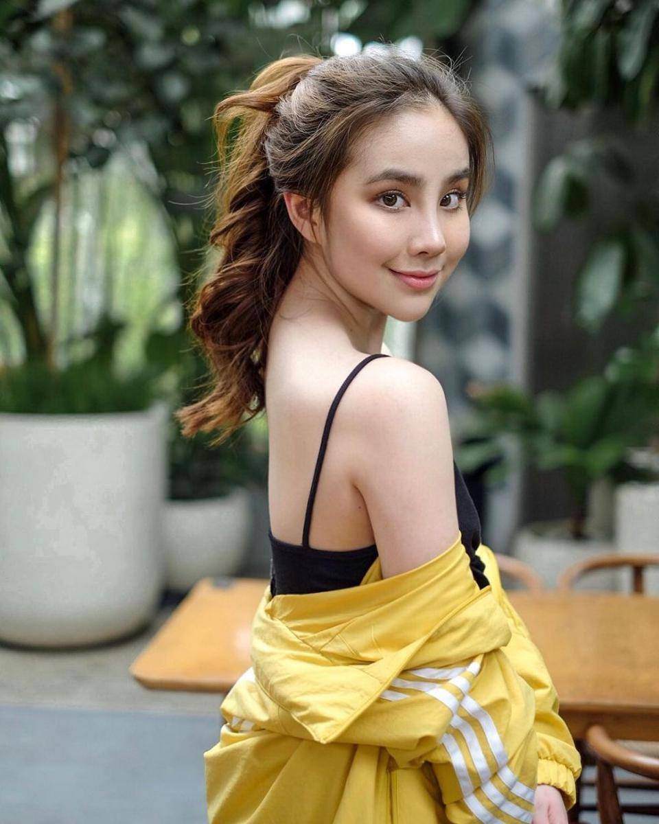 Agatha Chelsea (instagram.com/agatha_chelsea)