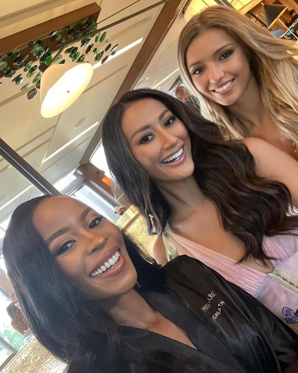 Ayu Maulida di hari pertama karantina Miss Universe 2020 (Instagram.com/officialpiteriindonesia)