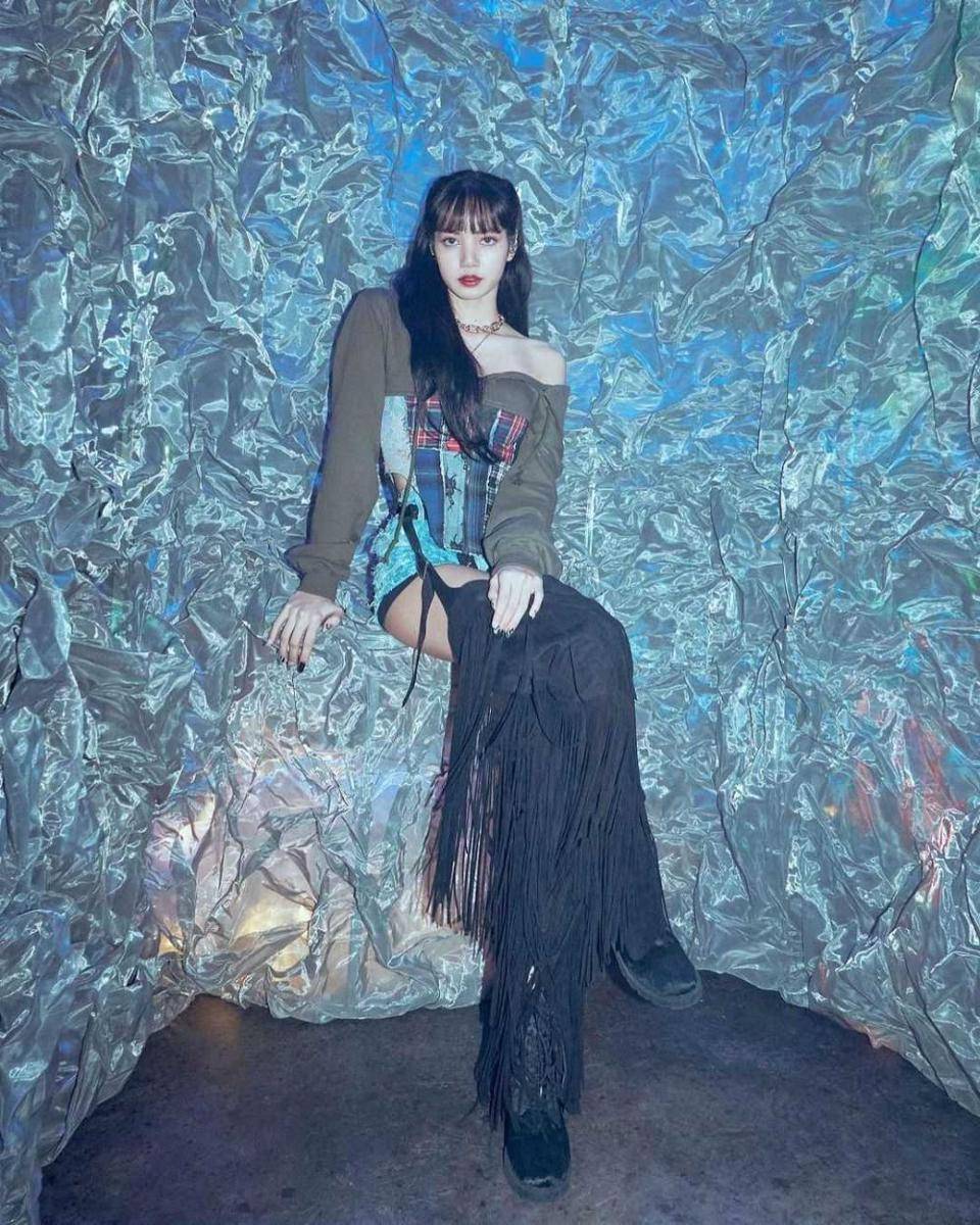 potret kece Lisa Blackpink (instagram.com/lalalalisa_m)