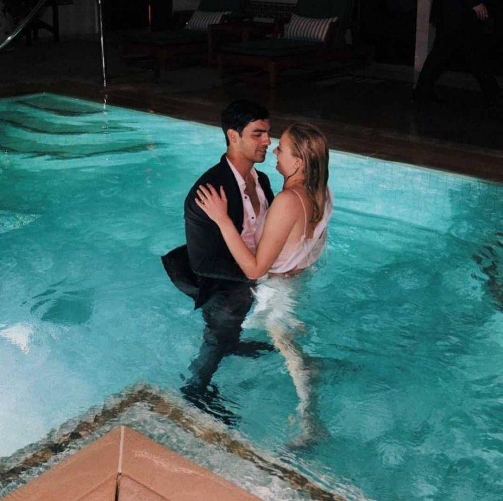 Joe Jonas & Sophie Turner (instagram.com/joejonas)