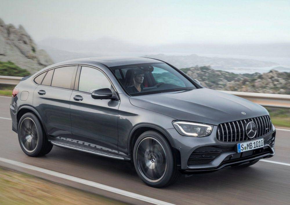 AMG menghadirkan GLC 43 4MATIC Coupé dengan tampilan yang lebih agresif (mercedes-benz.com)