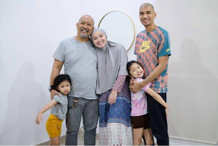 Indro Warkop dan keluarga (instagram.com/indrowarkop_asli)