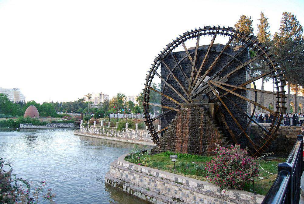Norias of Hama (amusingplanet.com)