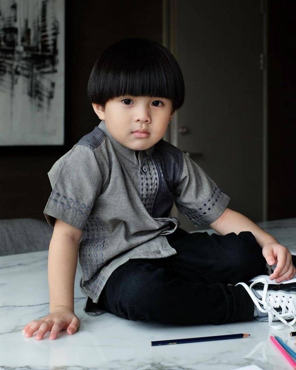 Baju koko anak (instagram.com/reyhans_clementrich)