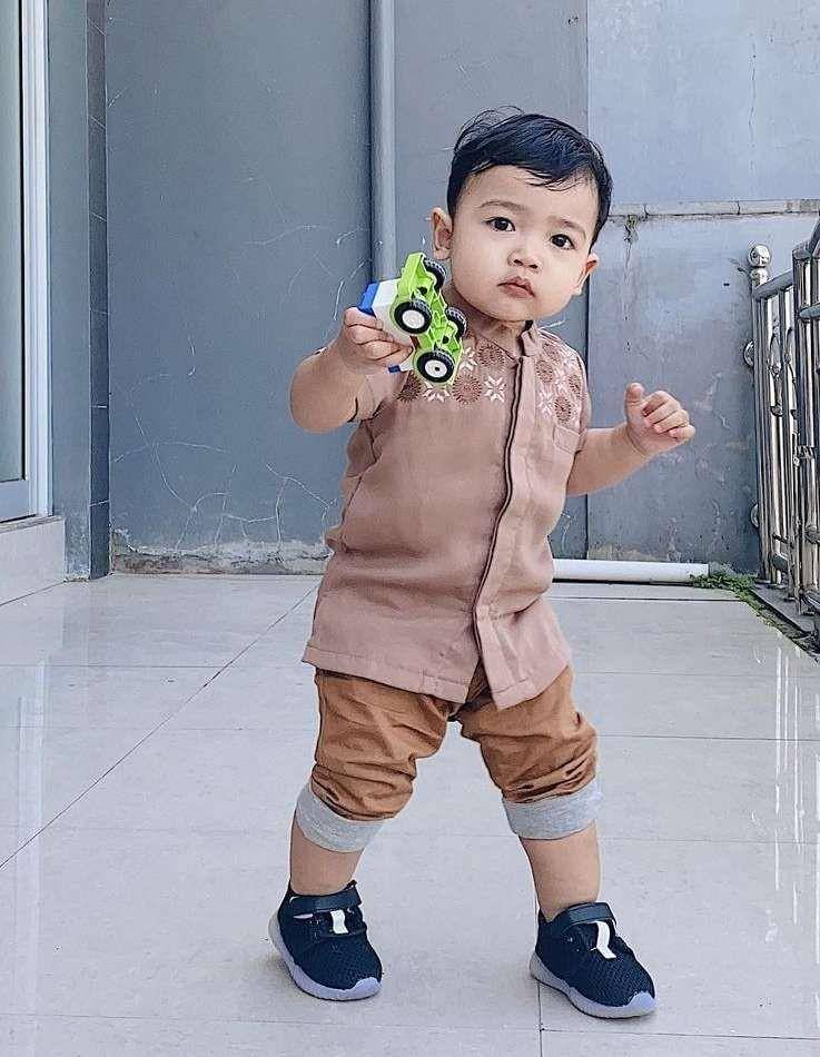 baju koko anak (instagram.com/saritiw)