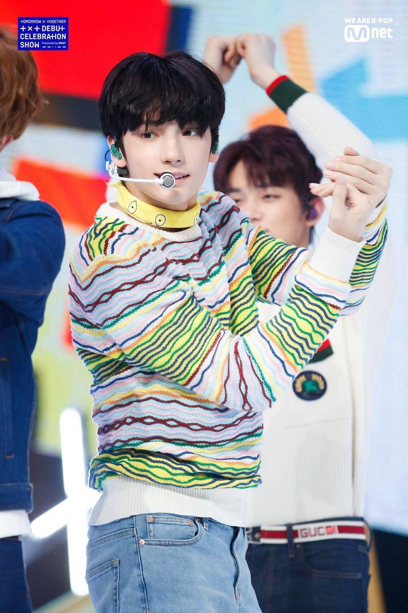 Huening Kai (post.naver.com/MNet)