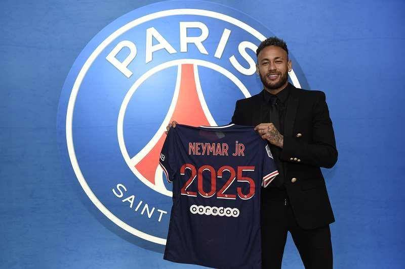 Neymar perpanjang kontrak dengan PSG hingga 2025 (sumber: https://en.psg.fr/)