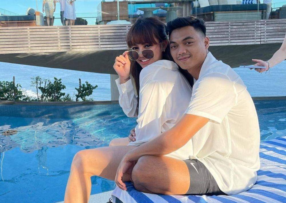 Kemesraan Alfath Fathier dan Nadia Christina (Instagram.com/_nadiachristina_)