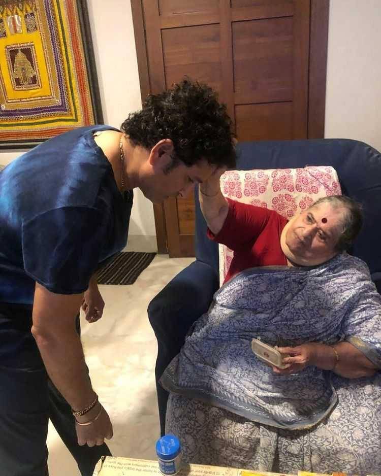 Sachin Tendulkar dan mama (instagram.com/sachintendulkar)