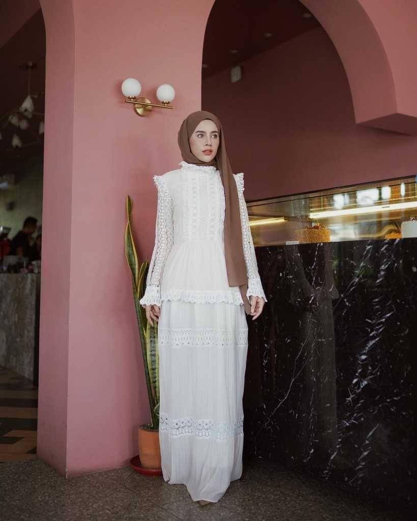 Selebgram Agnia Punjabi (instagram.com/aghniapunjabi)