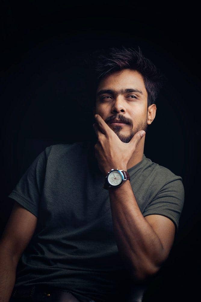 Ilustrasi pria dewasa (Unsplash.com/Rahabi Khan)